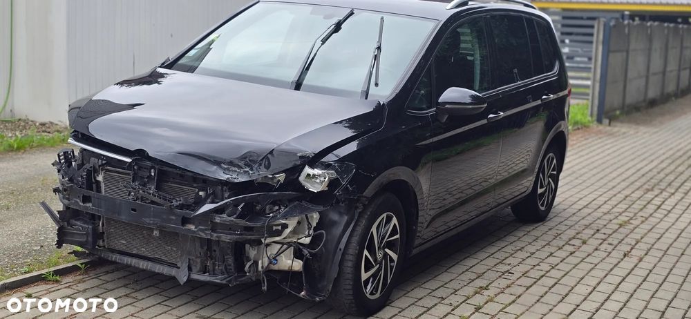 Volkswagen Touran - 2