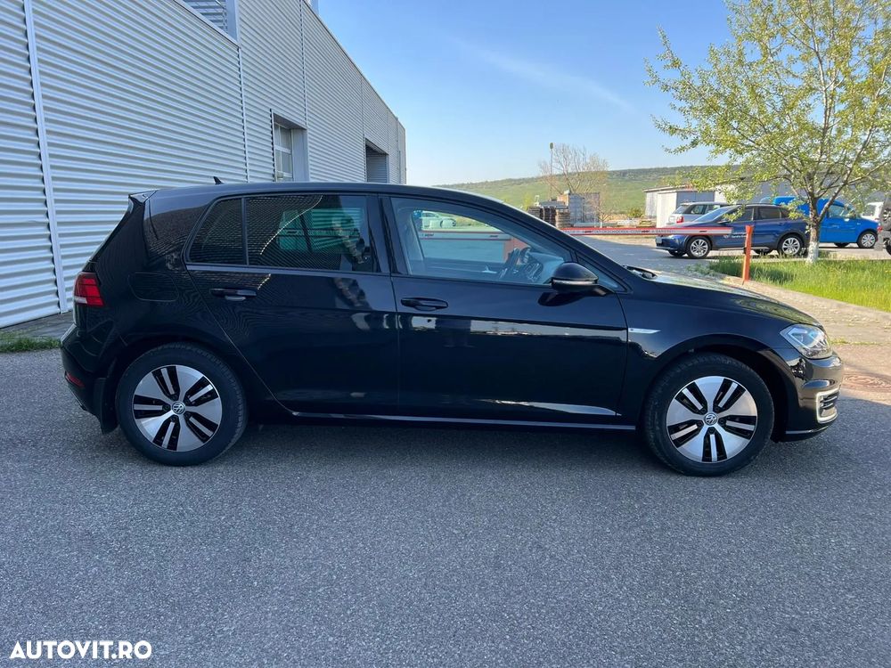 Volkswagen e-Golf - 4