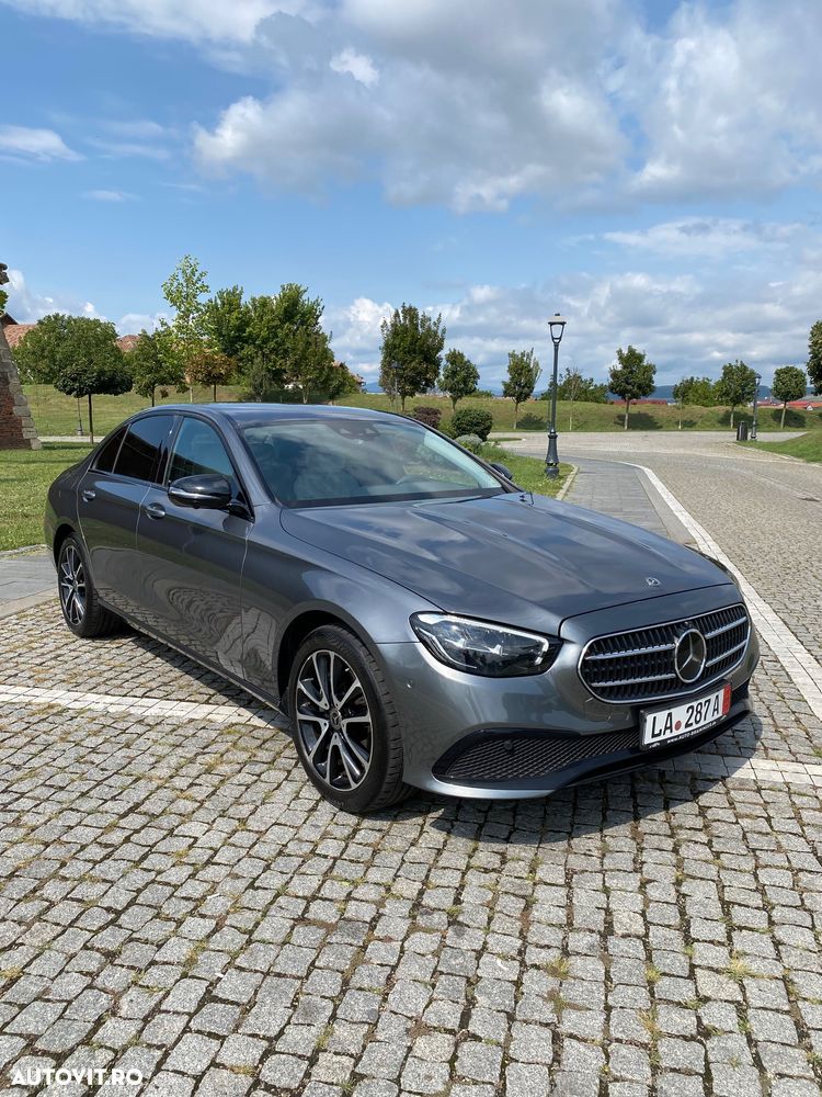 Mercedes-Benz E 220 d T 9G-TRONIC Avantgarde - 19