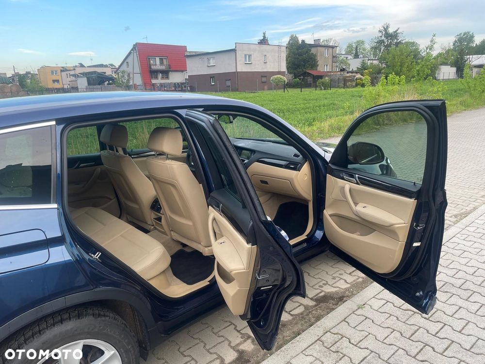 BMW X3 xDrive28i - 8