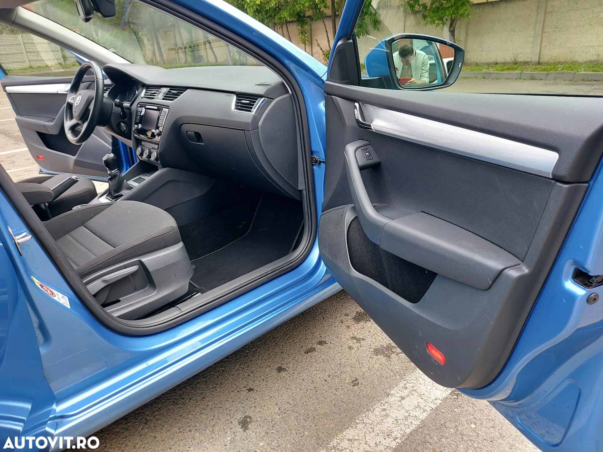 Skoda Octavia 1.2 TSI ELEGANCE - 10