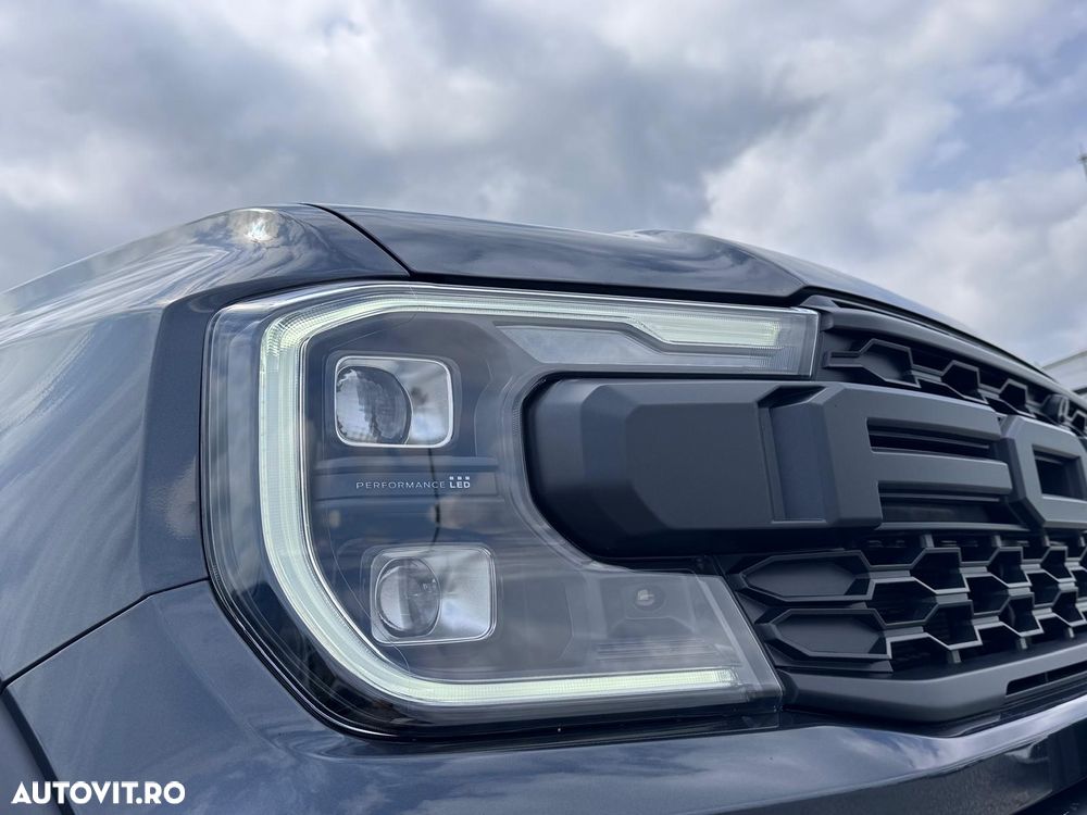Ford Raptor - 16