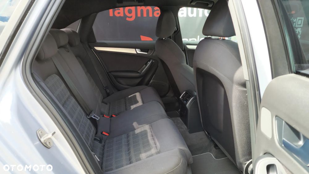 Audi A4 Limousine - 17