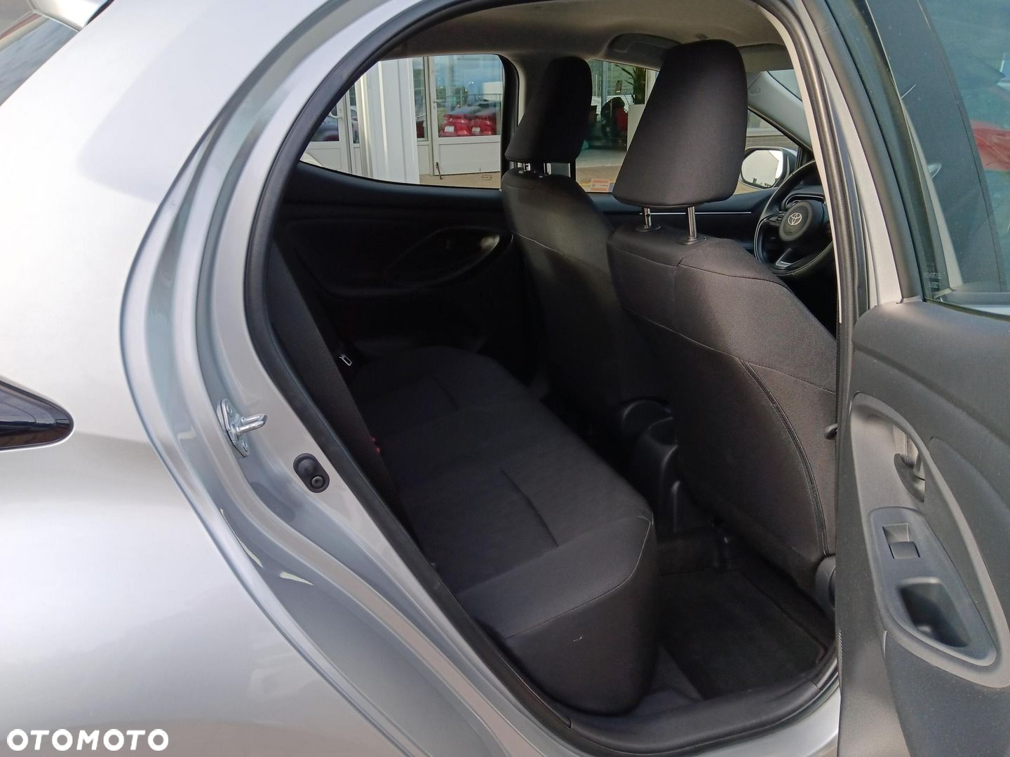 Toyota Yaris 1.5 Comfort - 7
