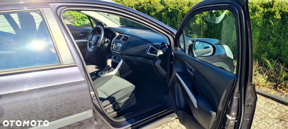 Suzuki SX4 S-Cross 1.6 Premium 4WD CVT - 26