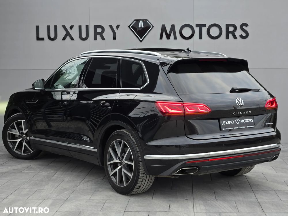 Volkswagen Touareg 3.0 V6 e-Hybrid 4Motion Aut. Atmosphere - 4