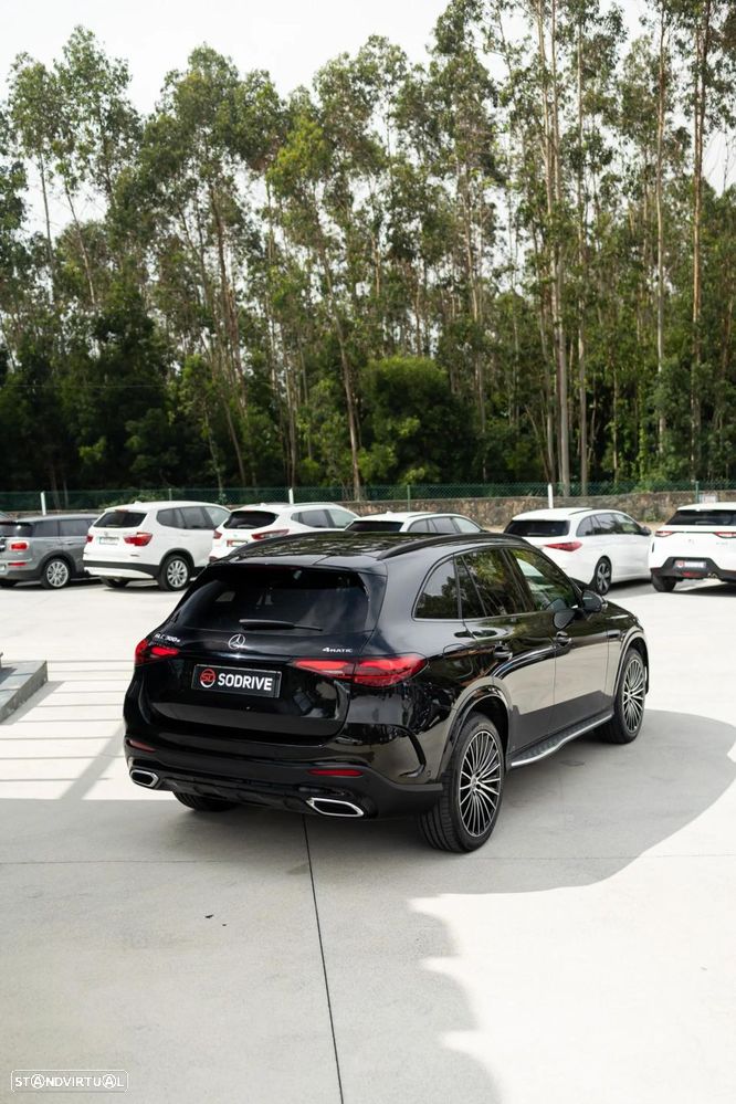 Mercedes-Benz GLC 300 e 4Matic 9G-TRONIC Edition AMG Line - 61