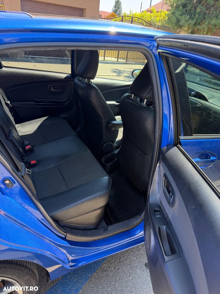 Toyota Yaris 1.5 L VVT-iE Multidrive S Active - 8