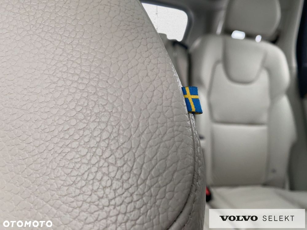 Volvo XC 90 - 28