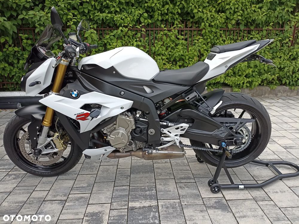 BMW S - 11