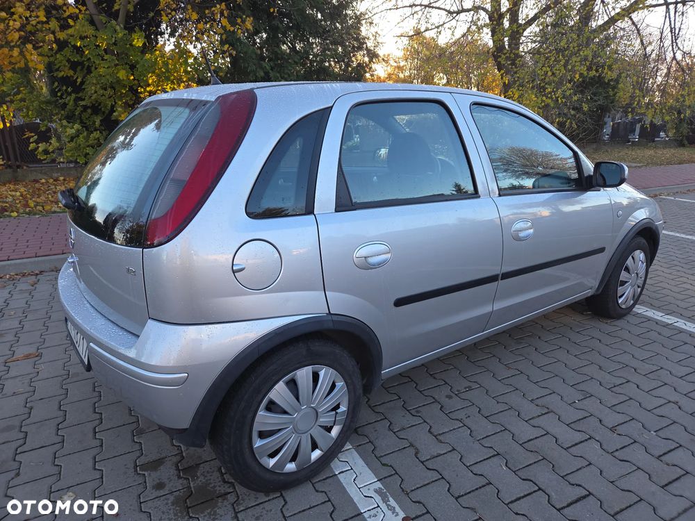 Opel Corsa - 4