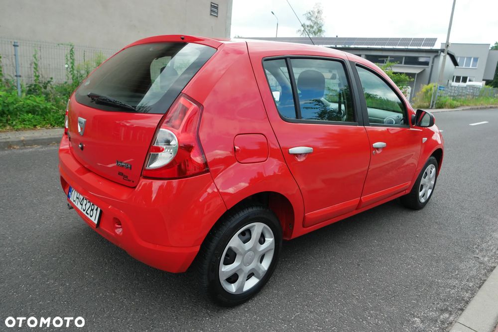 Dacia Sandero 1.6 Laureate - 6