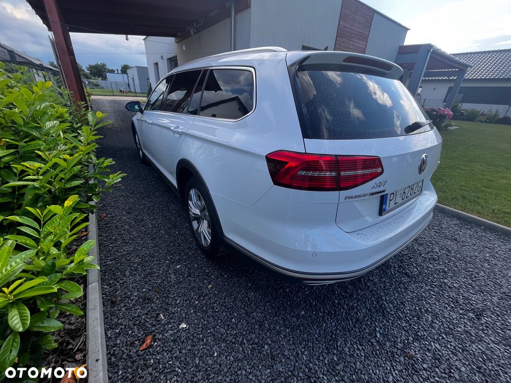 Volkswagen Passat - 13