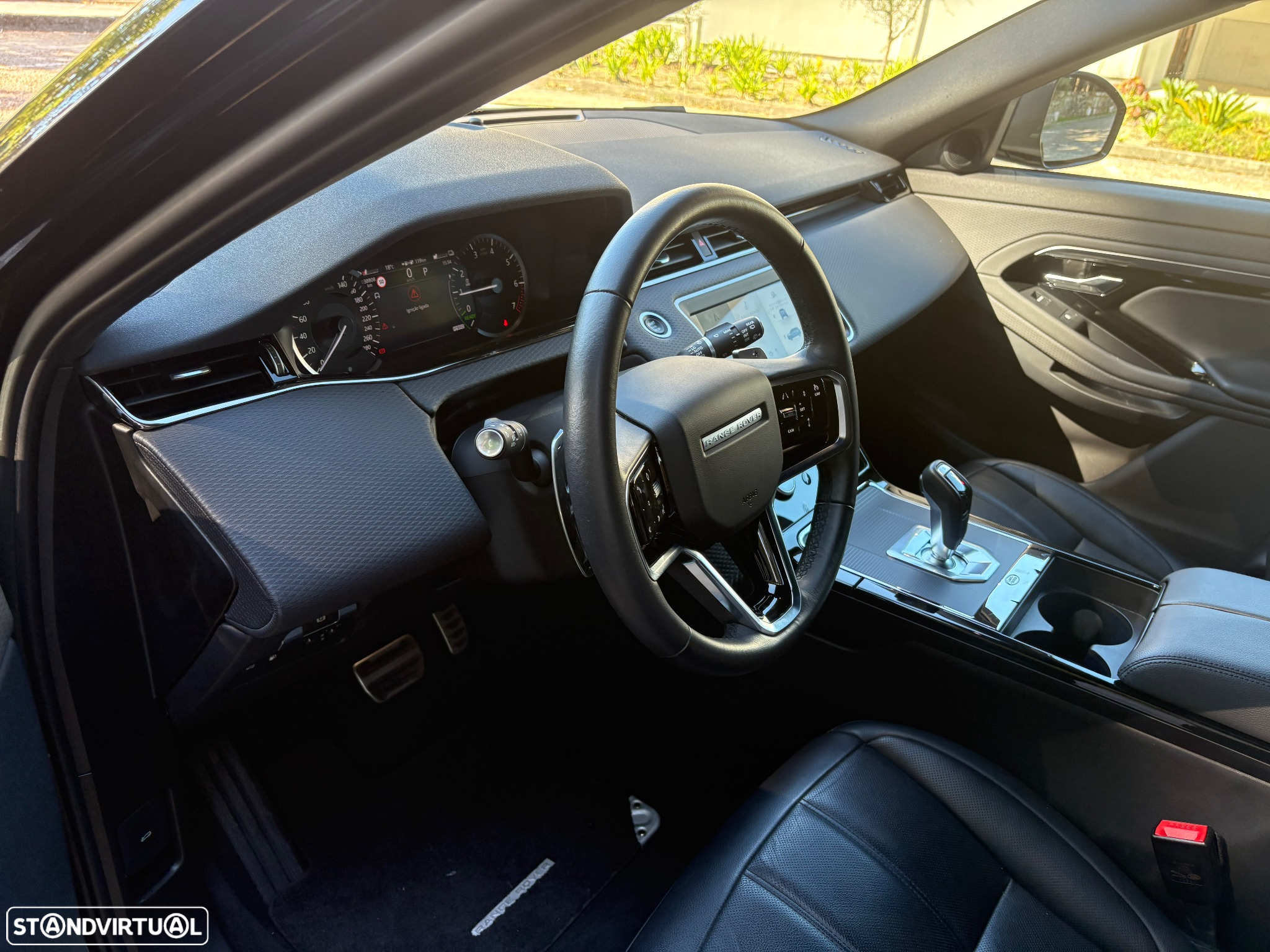 Land Rover Range Rover Evoque P300e S - 8
