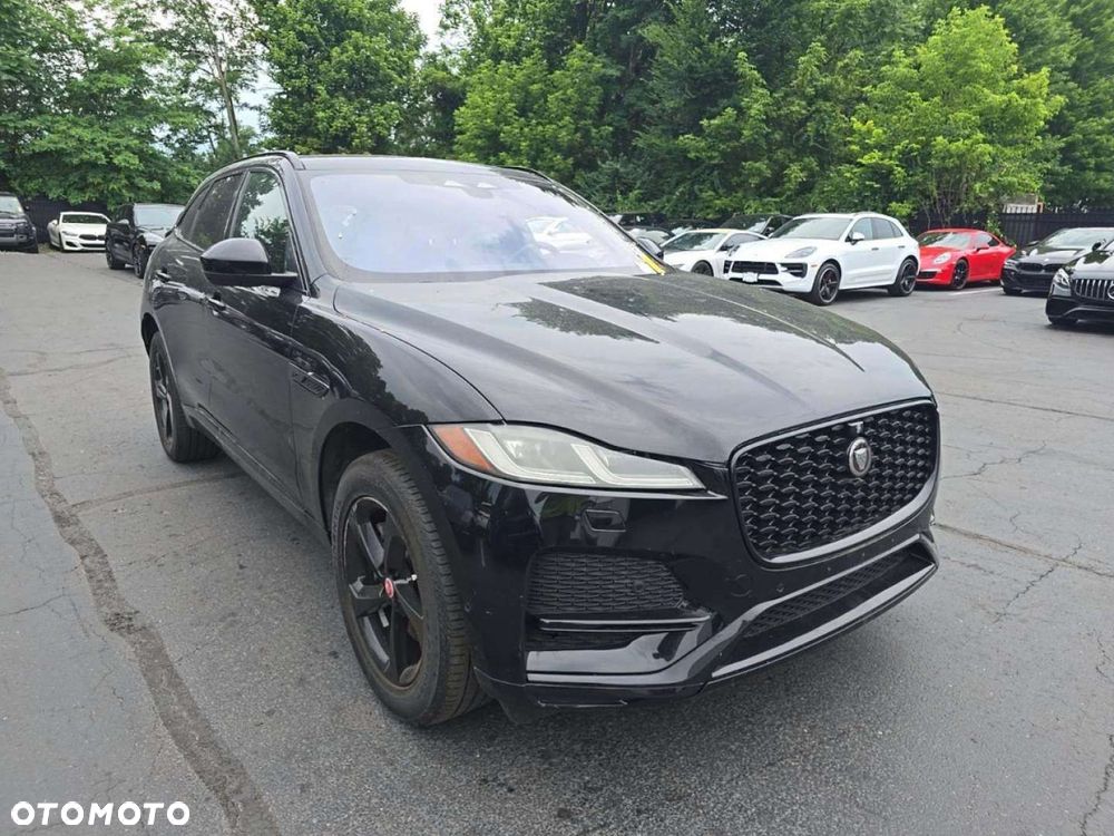 Jaguar F-Pace - 7