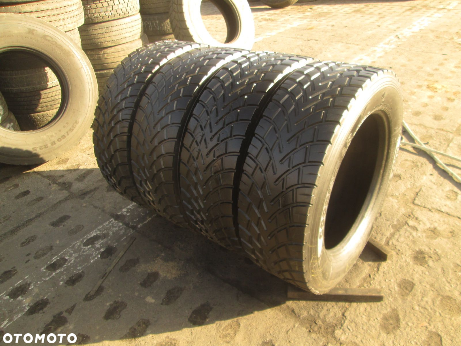 Opony ciężarowe 295/60/22.5 Goodyear ULTRA GRIP MAX D. Opony ciężarowe - 3