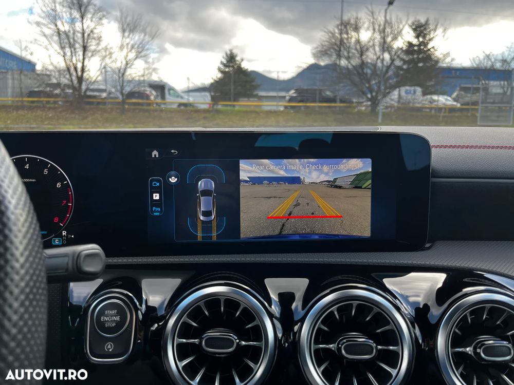 Mercedes-Benz CLA - 22