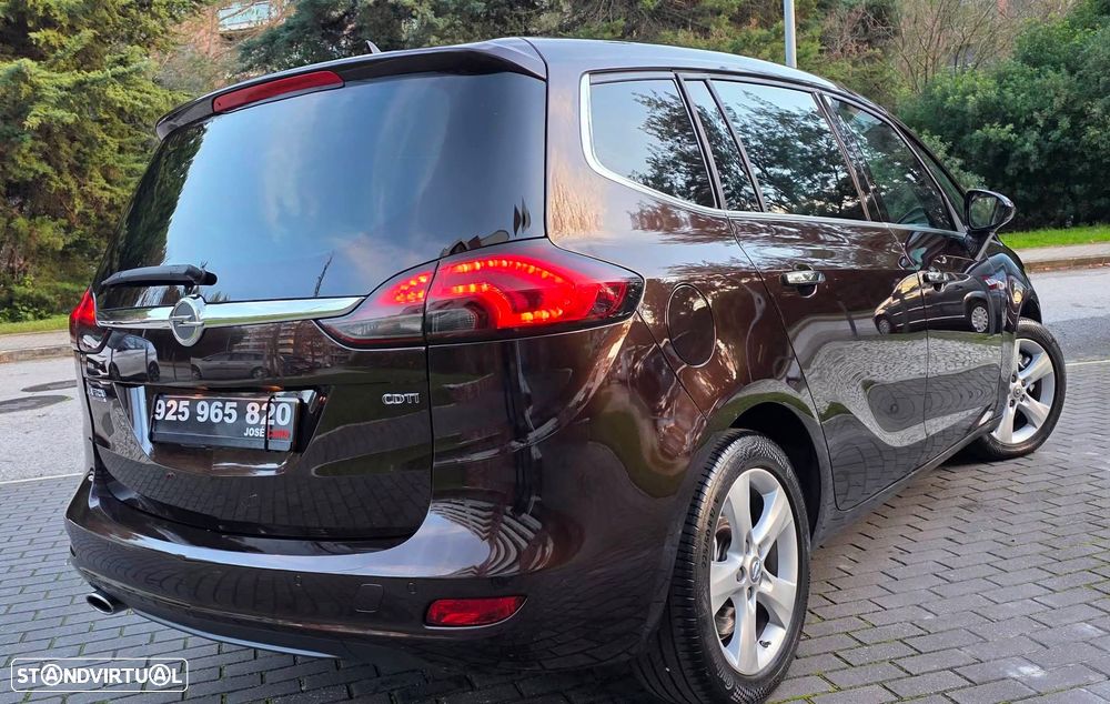 Opel Zafira 2.0 CDTI Cosmo S/S — fotografia 6