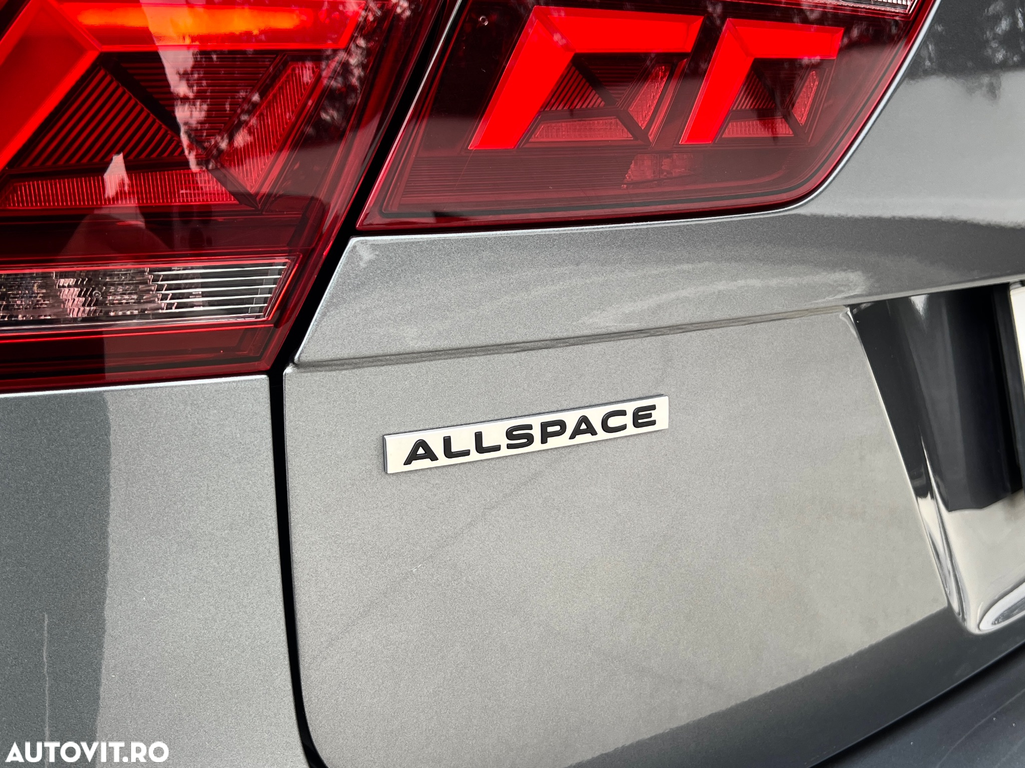 Volkswagen Tiguan Allspace 2.0 TDI SCR 4Motion DSG Elegance - 8