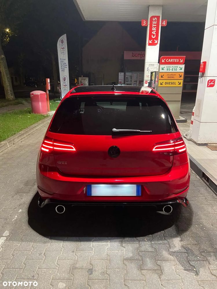 Volkswagen Golf 2017 photo 2