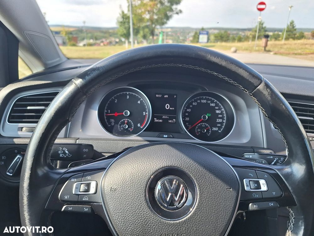 Volkswagen Golf 1.6 TDI DSG BMT Comfortline - 8