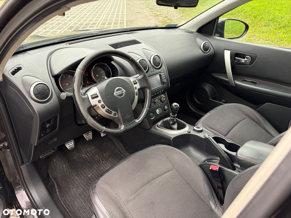 Nissan Qashqai 2.0 dCi 4x4 Tekna Premium - 14