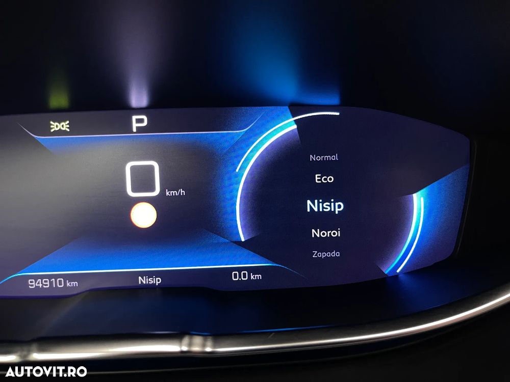 Peugeot 3008 1.5 BlueHDI 130 EAT8 Allure Pack - 30