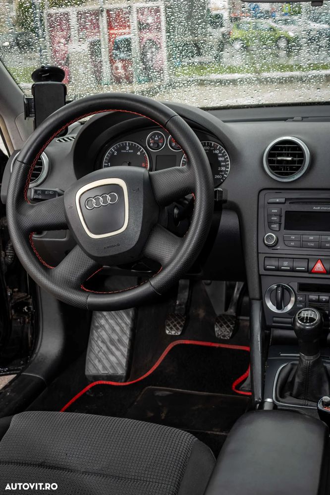 Audi A3 Sportback 1.9 TDI Attraction - 11