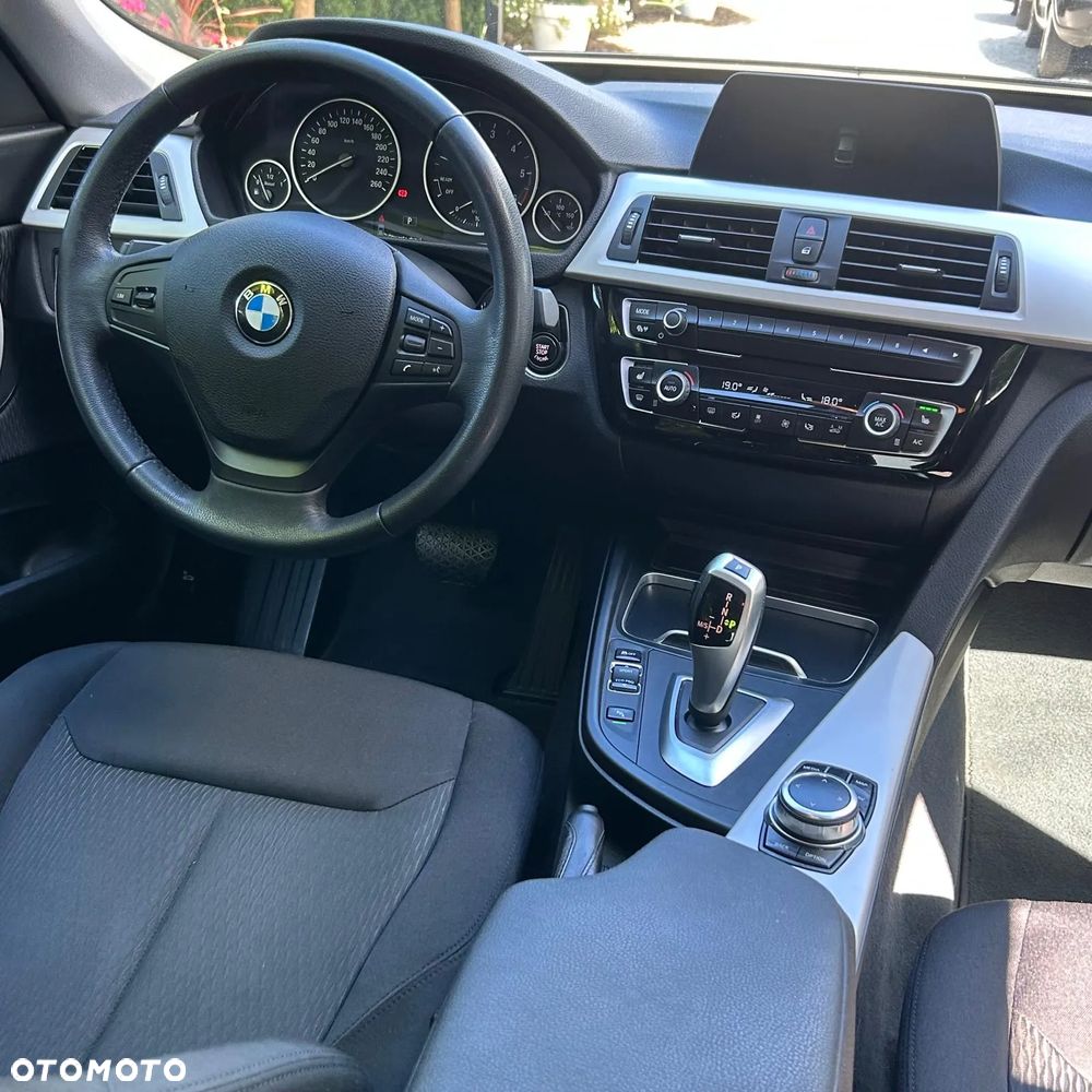 BMW 3GT - 4