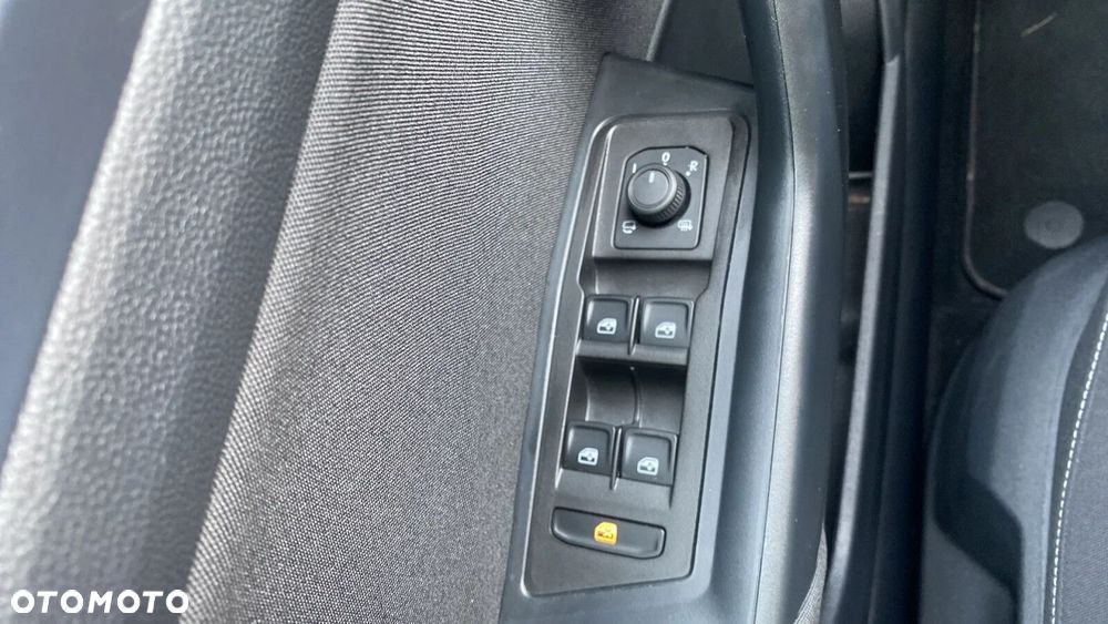 Volkswagen T-Roc 1.5 TSI Life DSG - 21