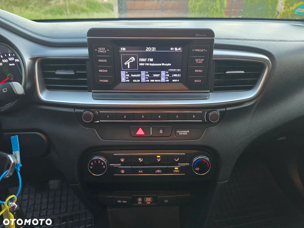Kia Ceed 1.4 Vision - 12