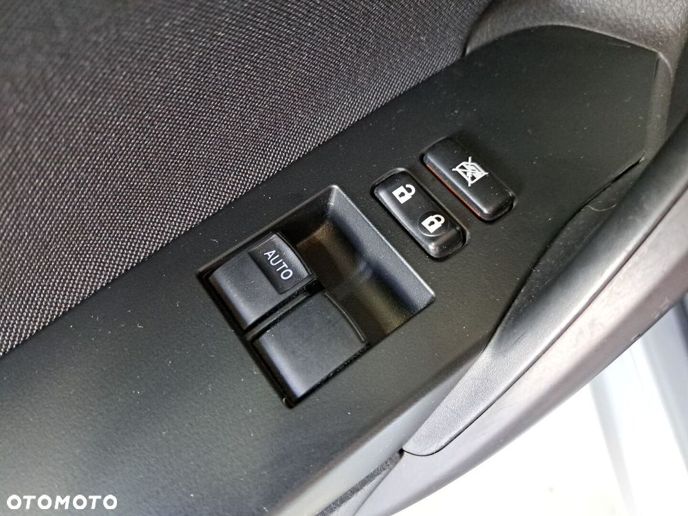 Toyota Auris 1.33 VVT-i Active - 30