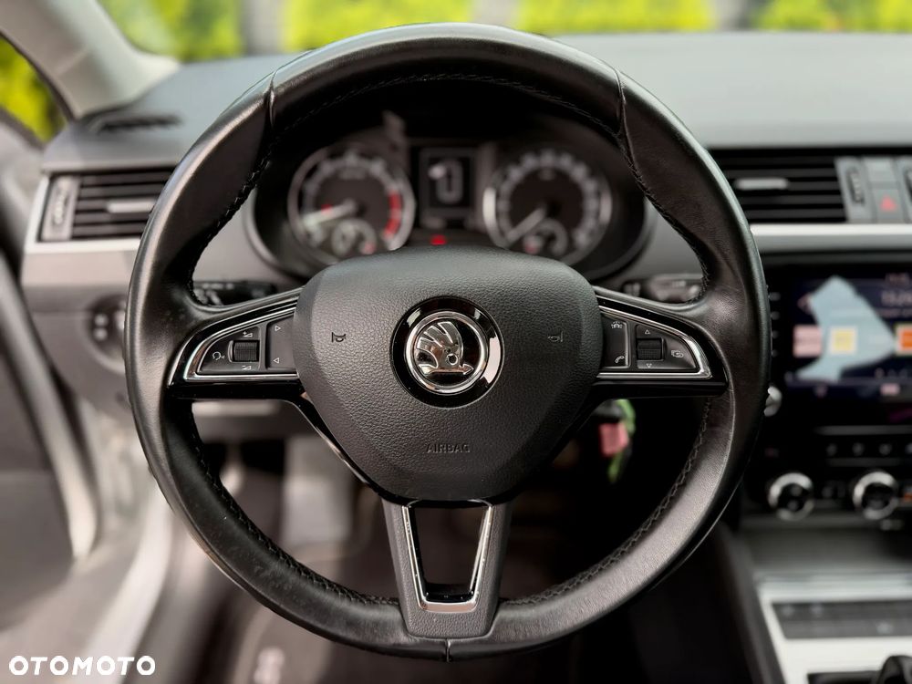 Skoda Octavia 1.4 TSI Ambition - 12
