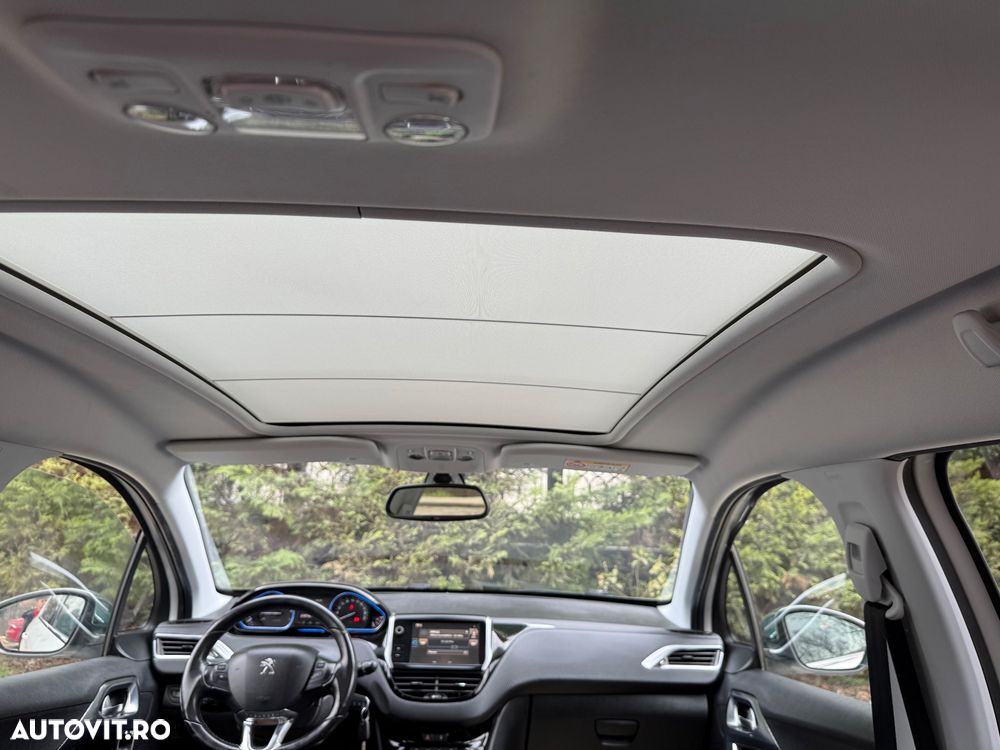 Peugeot 2008 1.6 VTi Allure - 11