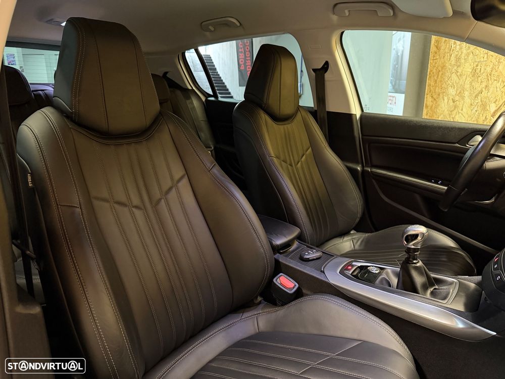 Peugeot 308 130 e-THP Stop & Start Allure - 14