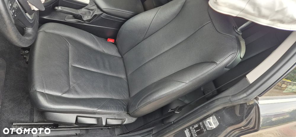BMW Seria 1 - 13