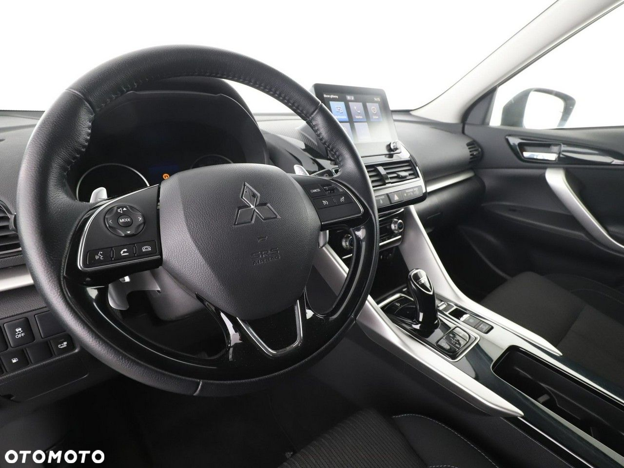 Mitsubishi Eclipse Cross Plug-In Hybrid 4WD Basis - 15