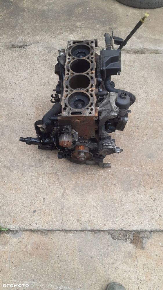 Silnik motor FIAT SCUDO II 2.0 06-13R - 2