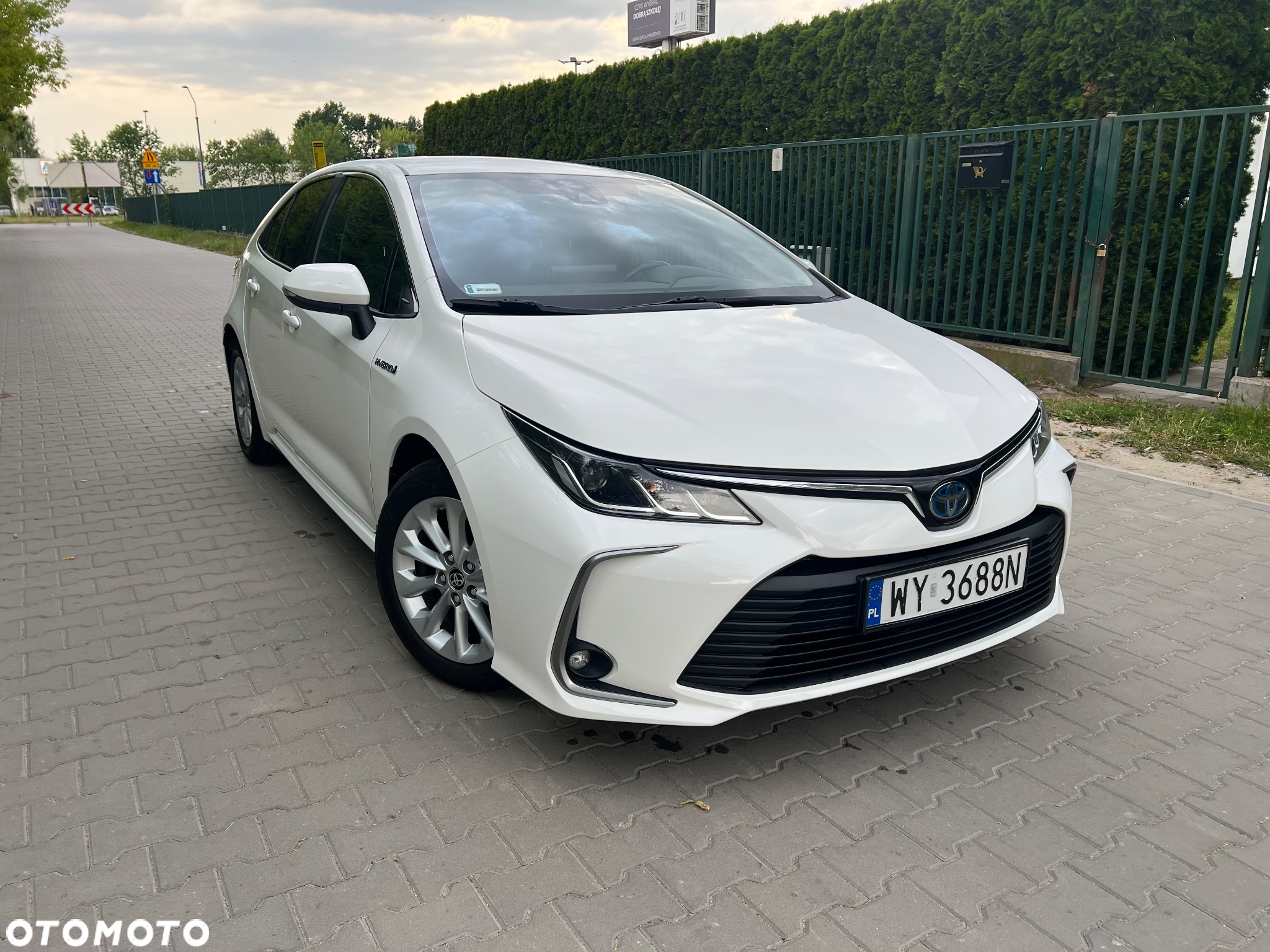 Toyota Corolla 1.8 Hybrid Comfort - 10