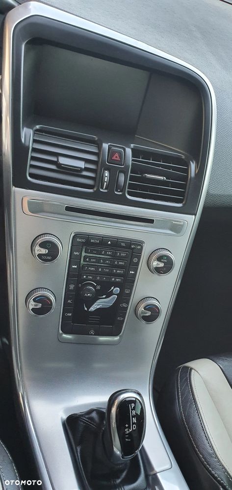 Volvo XC 60 - 16