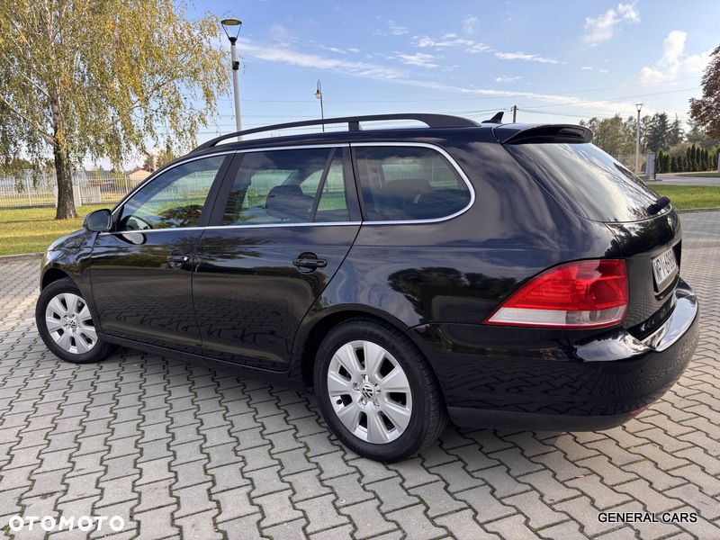 Volkswagen Golf 1.6 Comfortline - 18