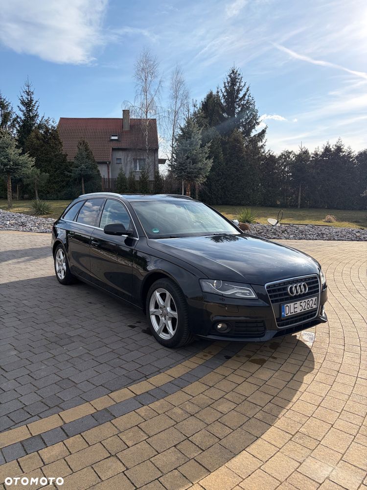 Audi A4 Avant - 10