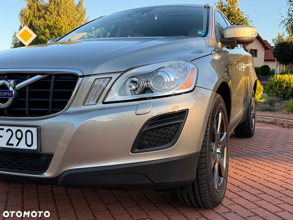 Volvo XC 60 - 10