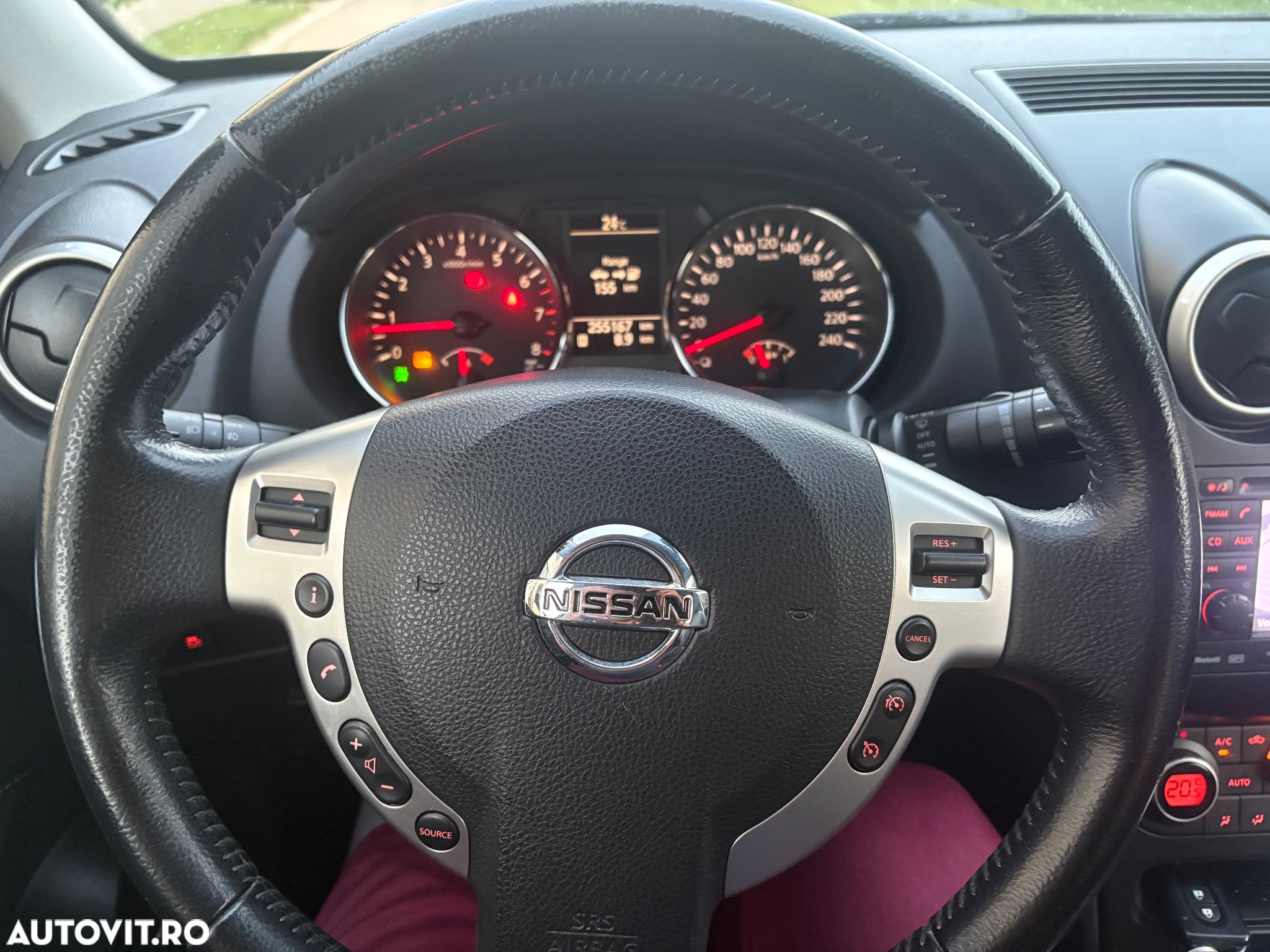 Nissan Qashqai+2 +2 2.0 "All Mode 4x4-i" Tekna - 25