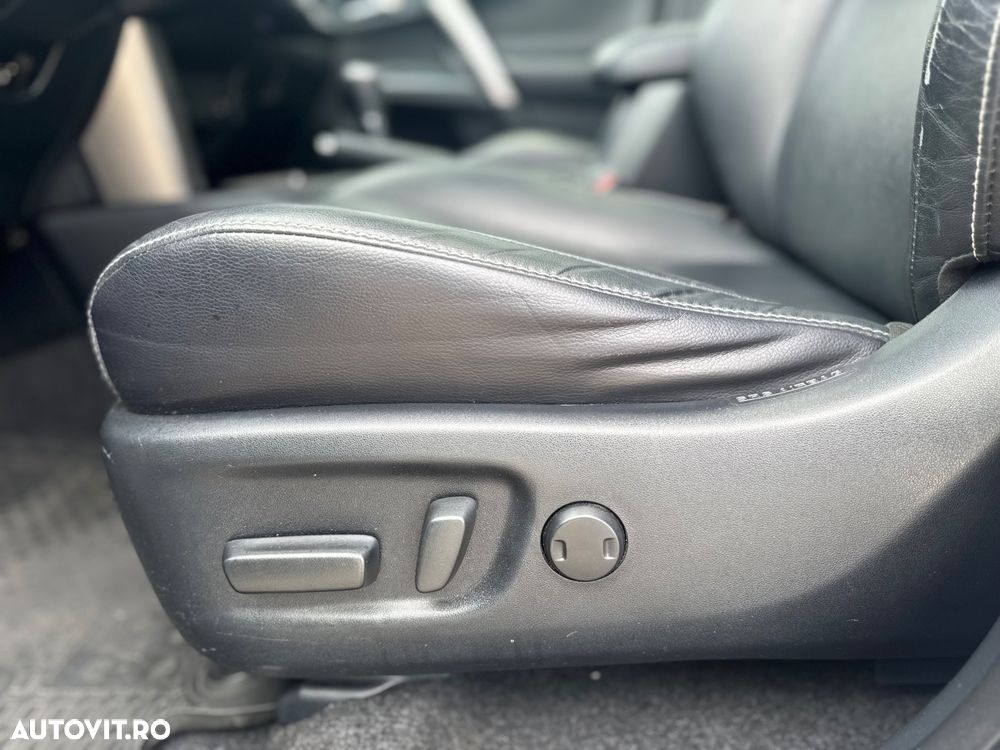 Toyota RAV4 - 9