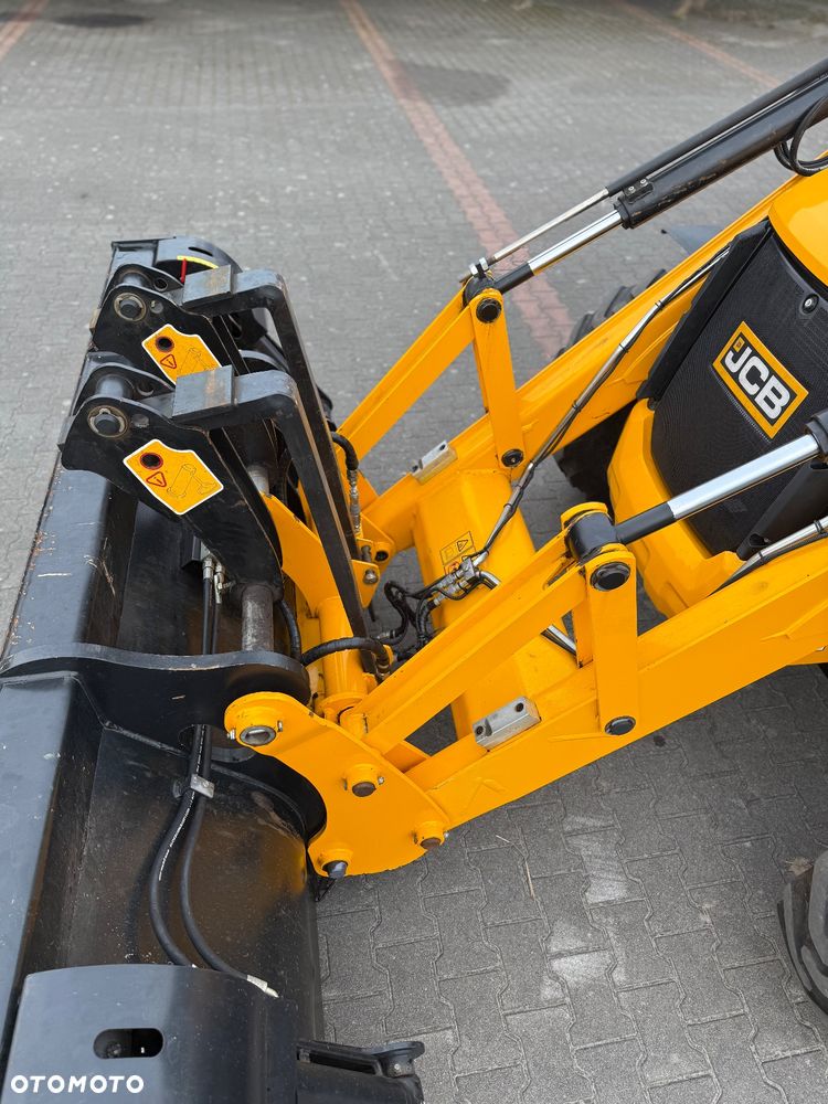 JCB JCB 3CX PLUS 2022r TYLKO 1400 mth KLIMA - 16