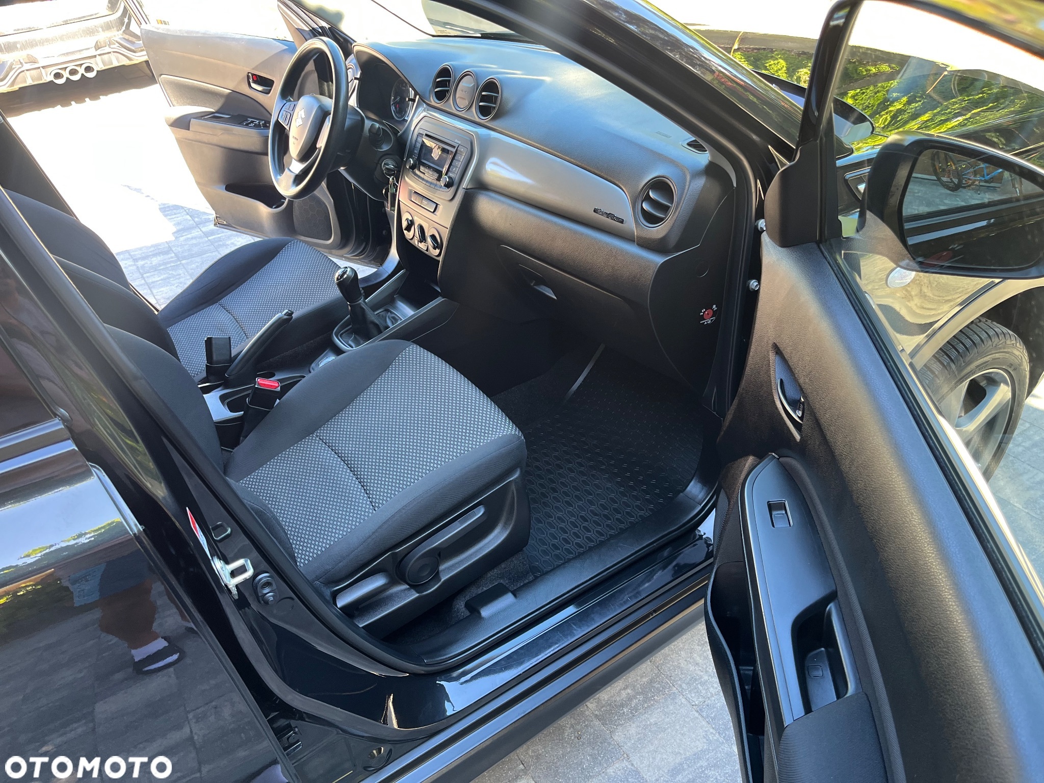 Suzuki Vitara 1.6 Comfort 4WD - 12
