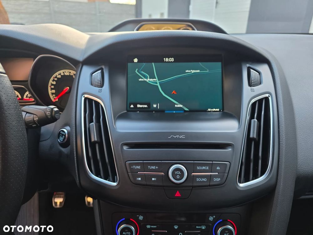 Ford Focus 2.0 EcoBoost ST-2 - 22