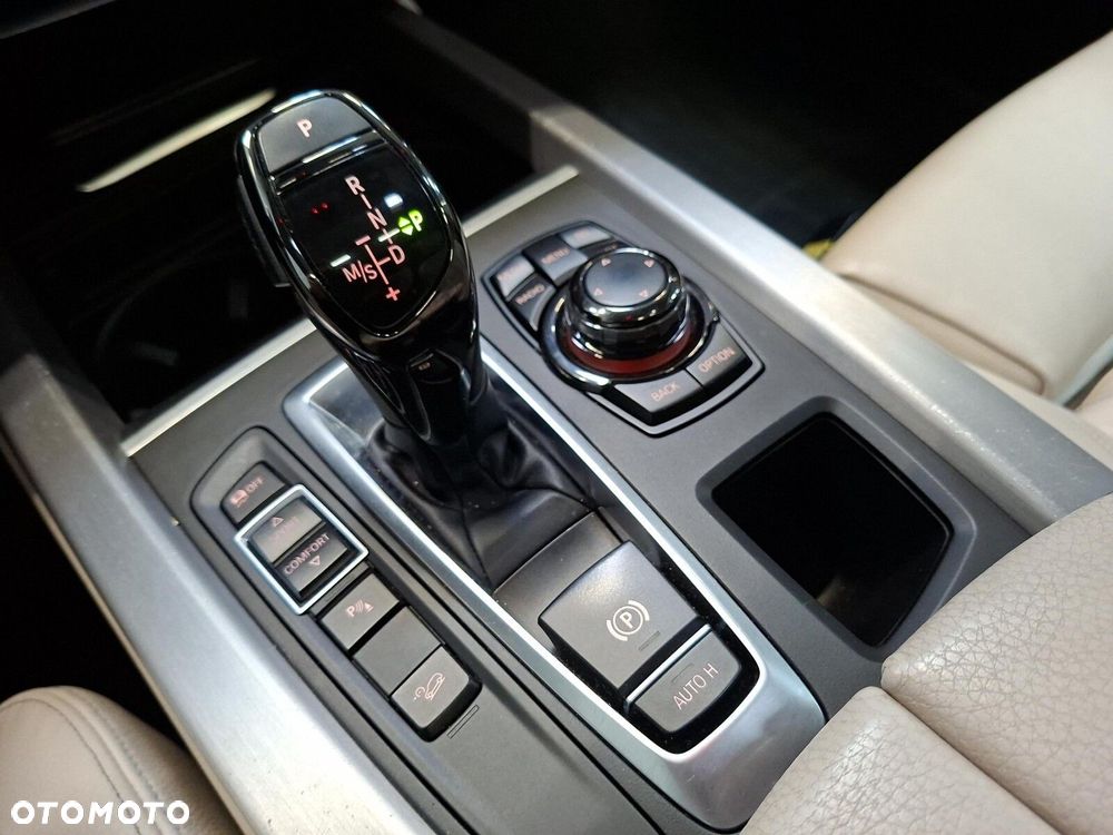BMW X5 - 16