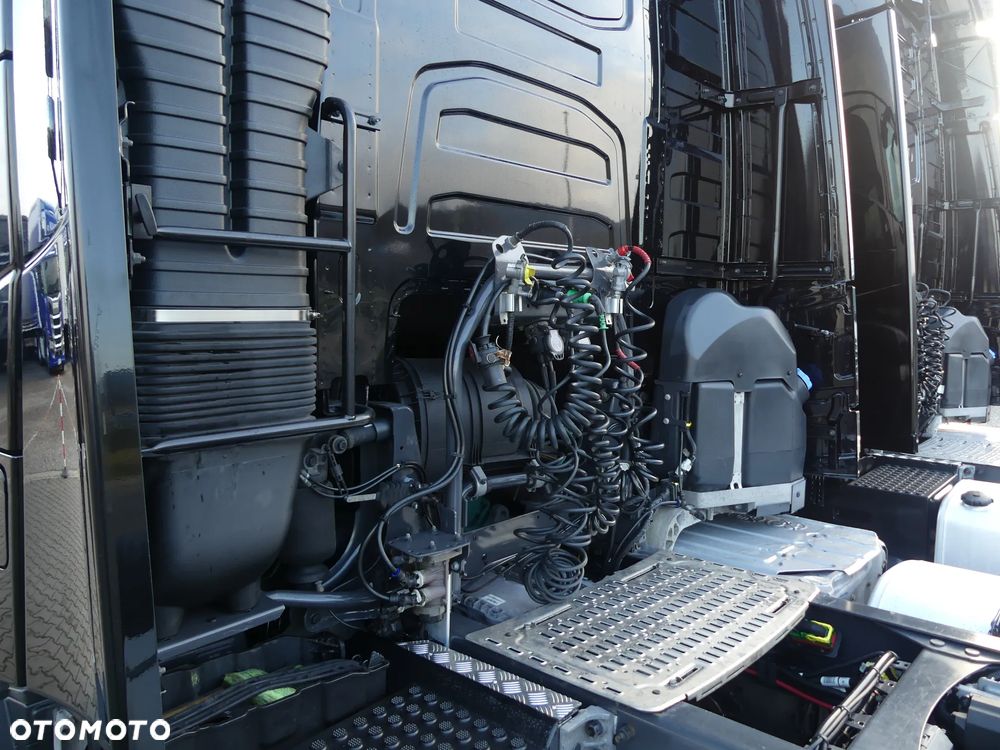 Volvo FH4 500 / EURO 6 / AUTOMAT / LOW DECK / I- SHIFT / KLIMA POSTOJOWA / - 24